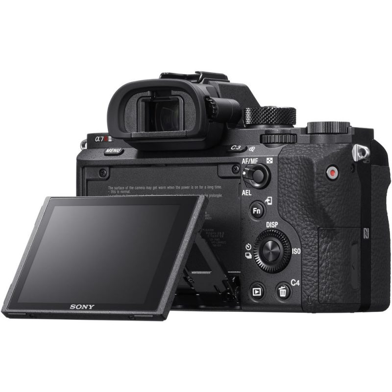 Sony-a7R-II-mirrorless-camera-4