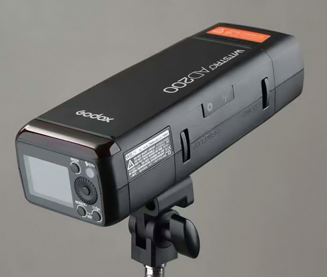 GODOX AD200 (2)