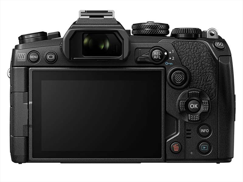 Olympus OM-D E-M1 Mark III - 1 (5)