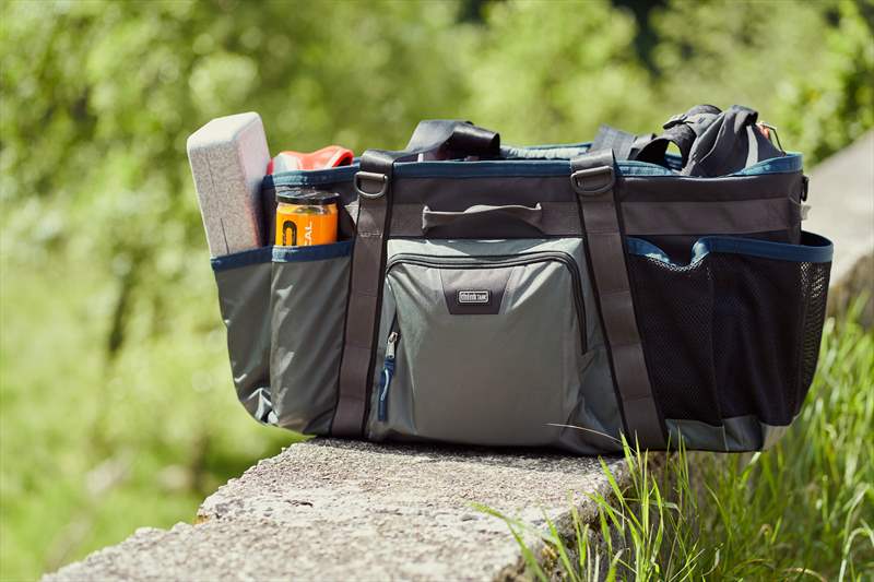 ThinkTank Photo Longhaul Freeway 75L - 01 (1)