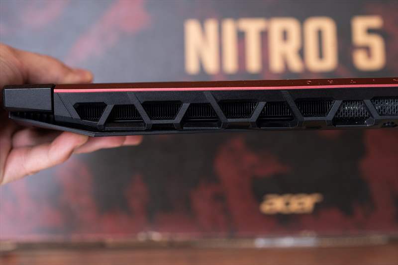 Acer Nitro 5 2019 - Review 01 (10)