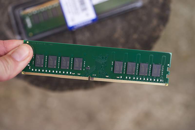 Kingston KVR32N22D816 - Memorie RAM; (5)