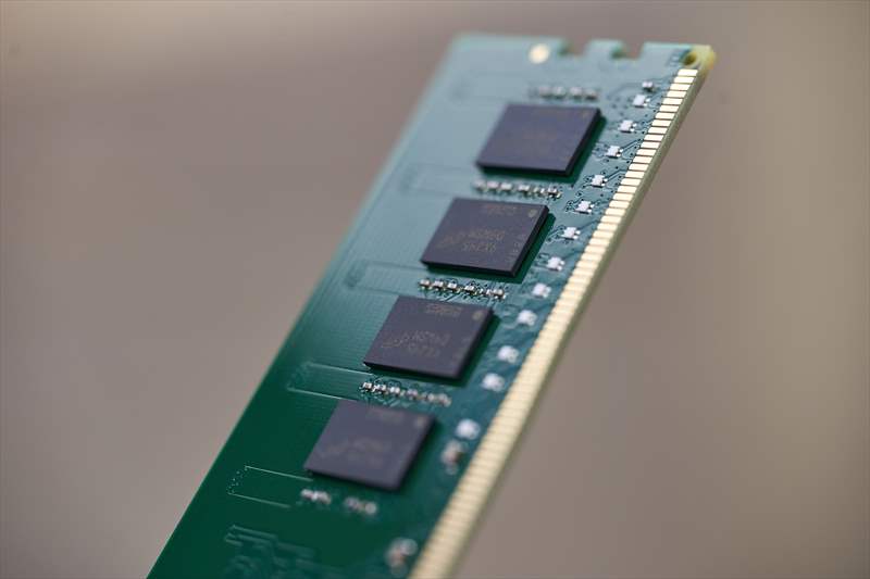 Kingston KVR32N22D816 - Memorie RAM; (7)